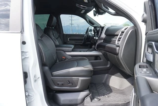 2024 Ram 3500 - Image 26 of 31