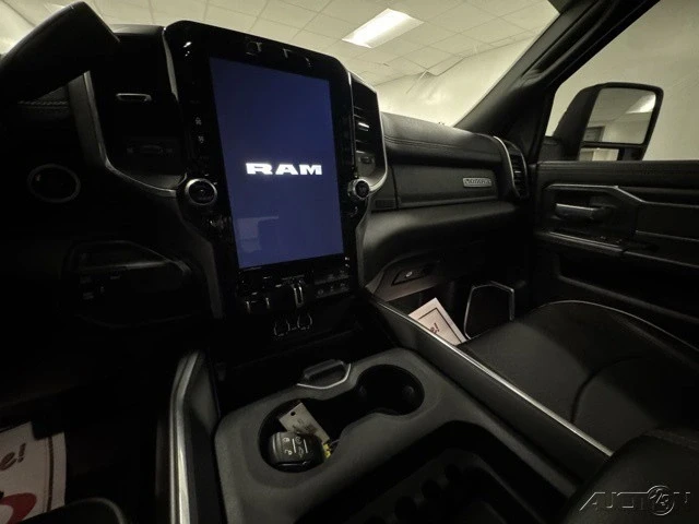 2024 Ram 3500 - Image 14 of 15