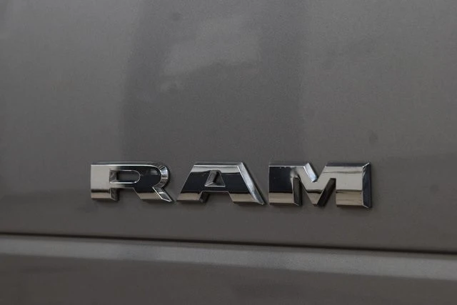 2024 Ram 3500 - Image 18 of 21