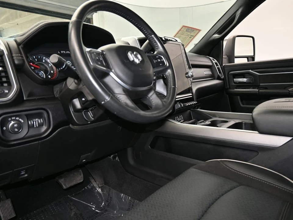 2024 Ram 3500 - Image 12 of 12
