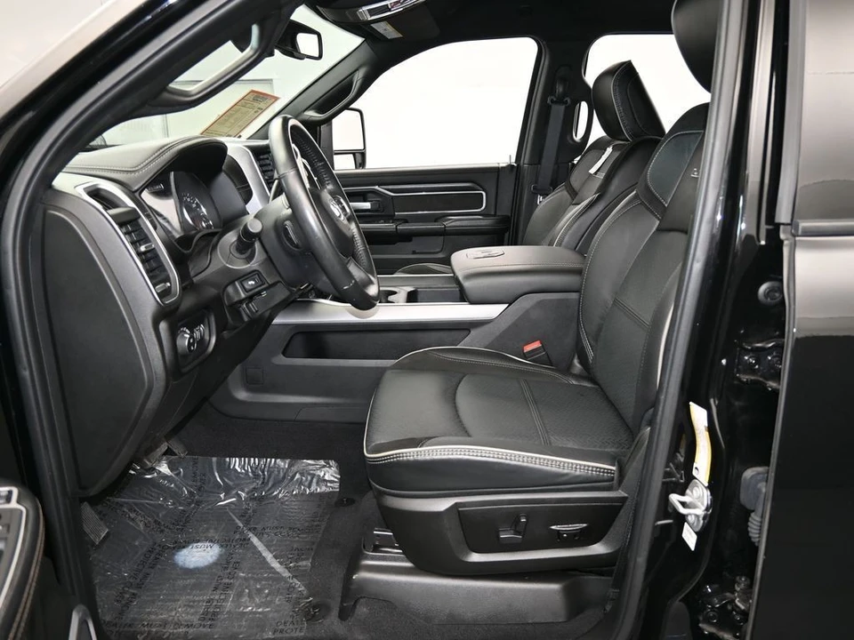 2024 Ram 3500 - Image 11 of 12
