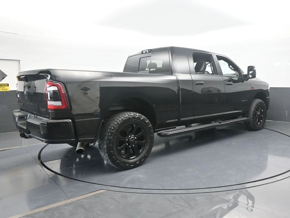 2024 Ram 3500 - Image 6 of 12