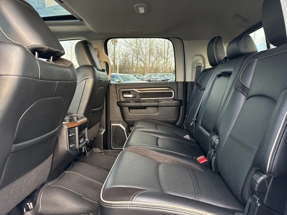 2024 Ram 3500 - Image 13 of 21
