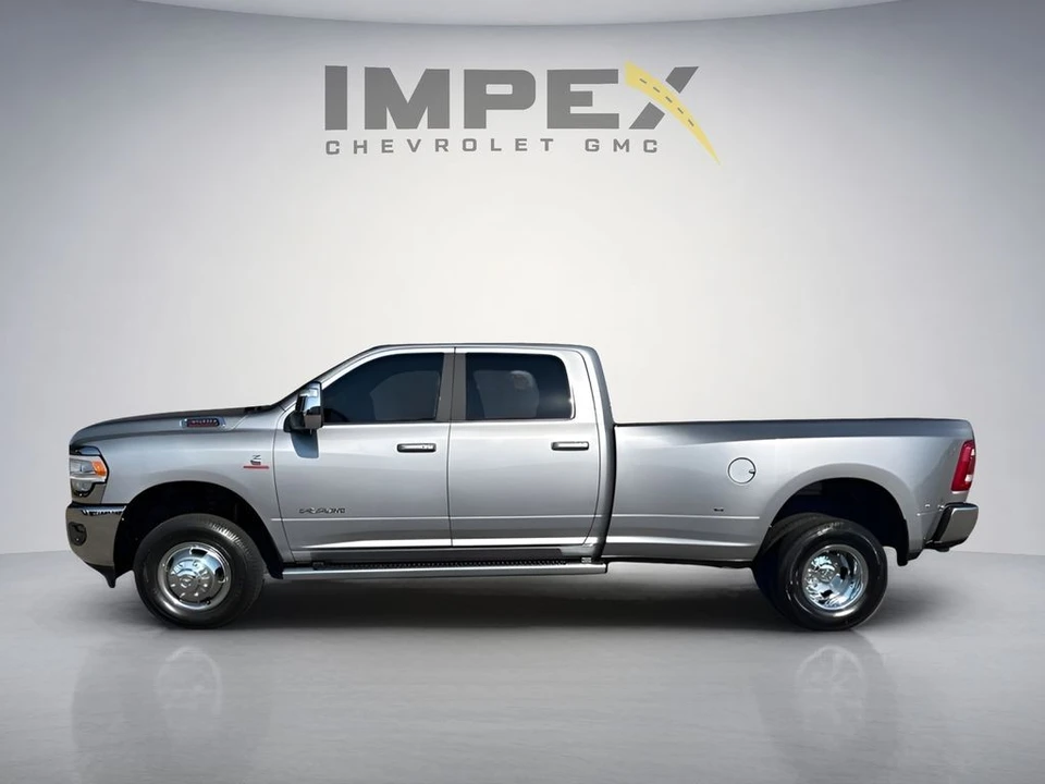 2024 Ram 3500 - Image 6 of 31