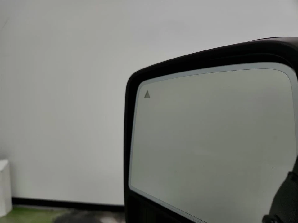 2024 Ram 3500 - Image 16 of 31