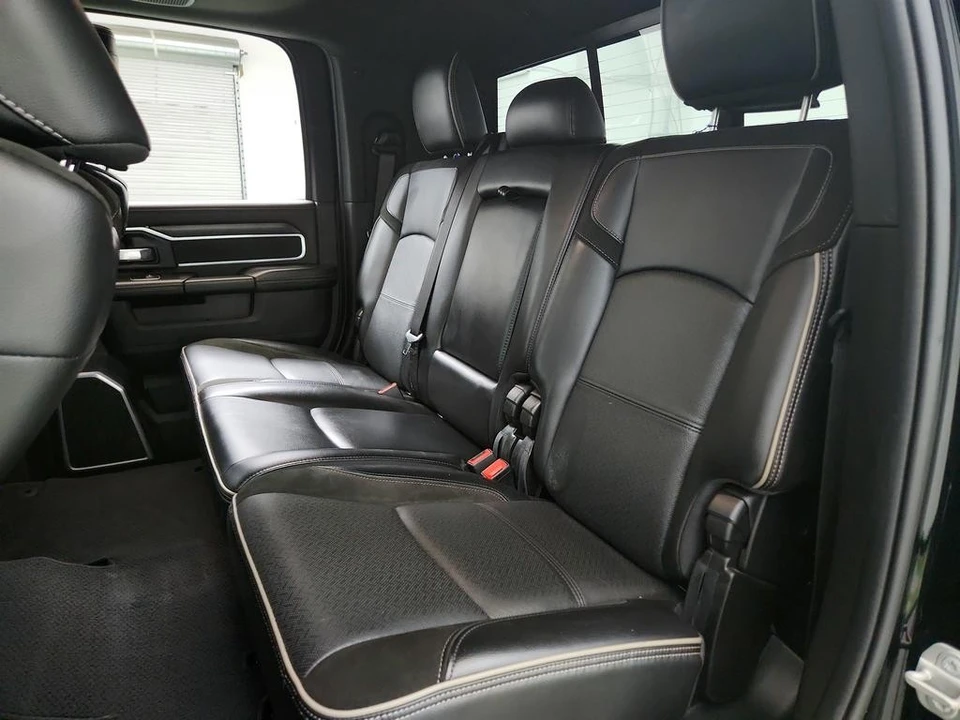 2024 Ram 3500 - Image 23 of 31