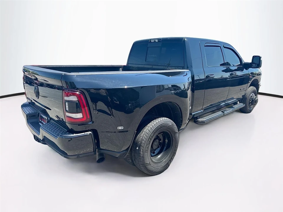 2024 Ram 3500 - Image 5 of 14
