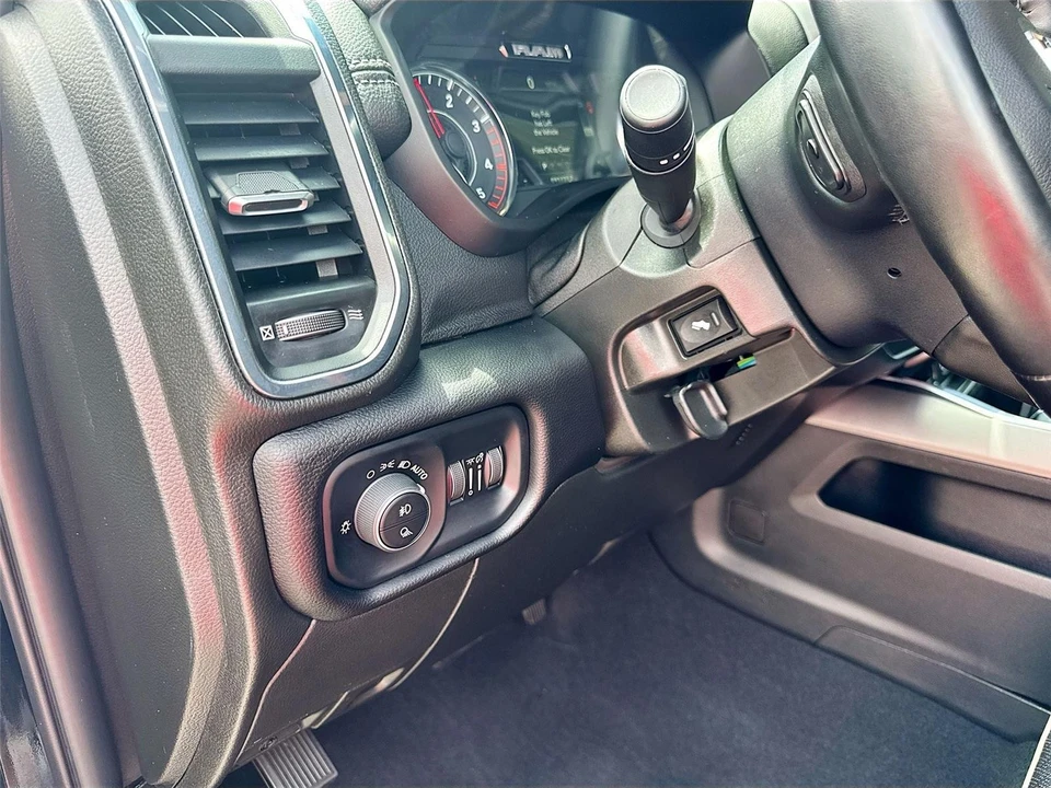 2024 Ram 3500 - Image 7 of 31