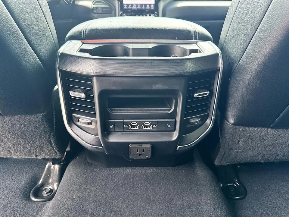 2024 Ram 3500 - Image 18 of 21
