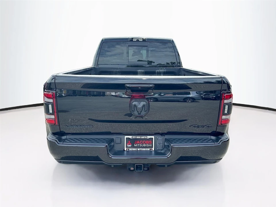 2024 Ram 3500 - Image 27 of 31