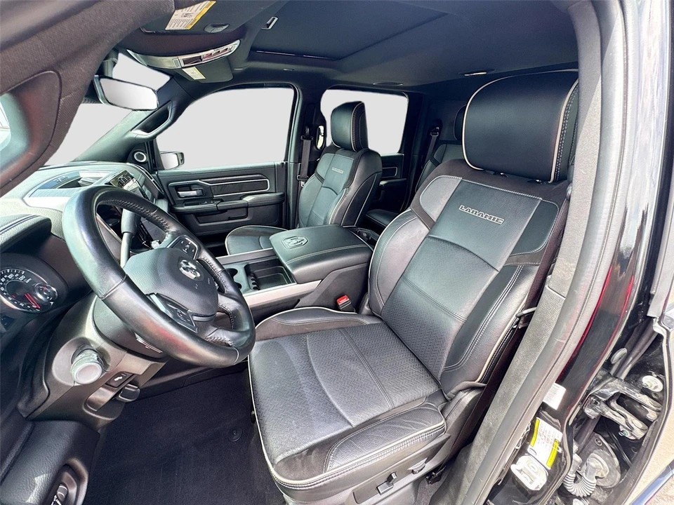 2024 Ram 3500 - Image 2 of 31