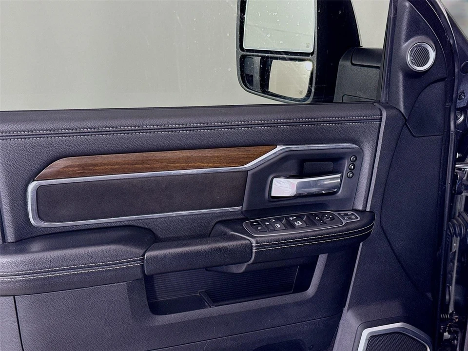 2024 Ram 3500 - Image 11 of 14