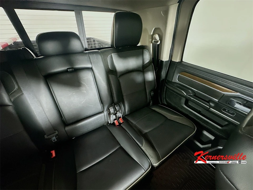 2024 Ram 3500 - Image 14 of 21