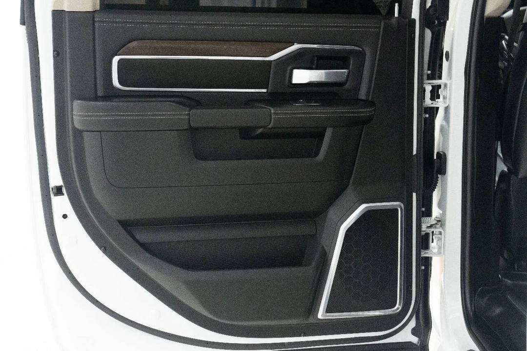 2024 Ram 3500 - Image 20 of 21