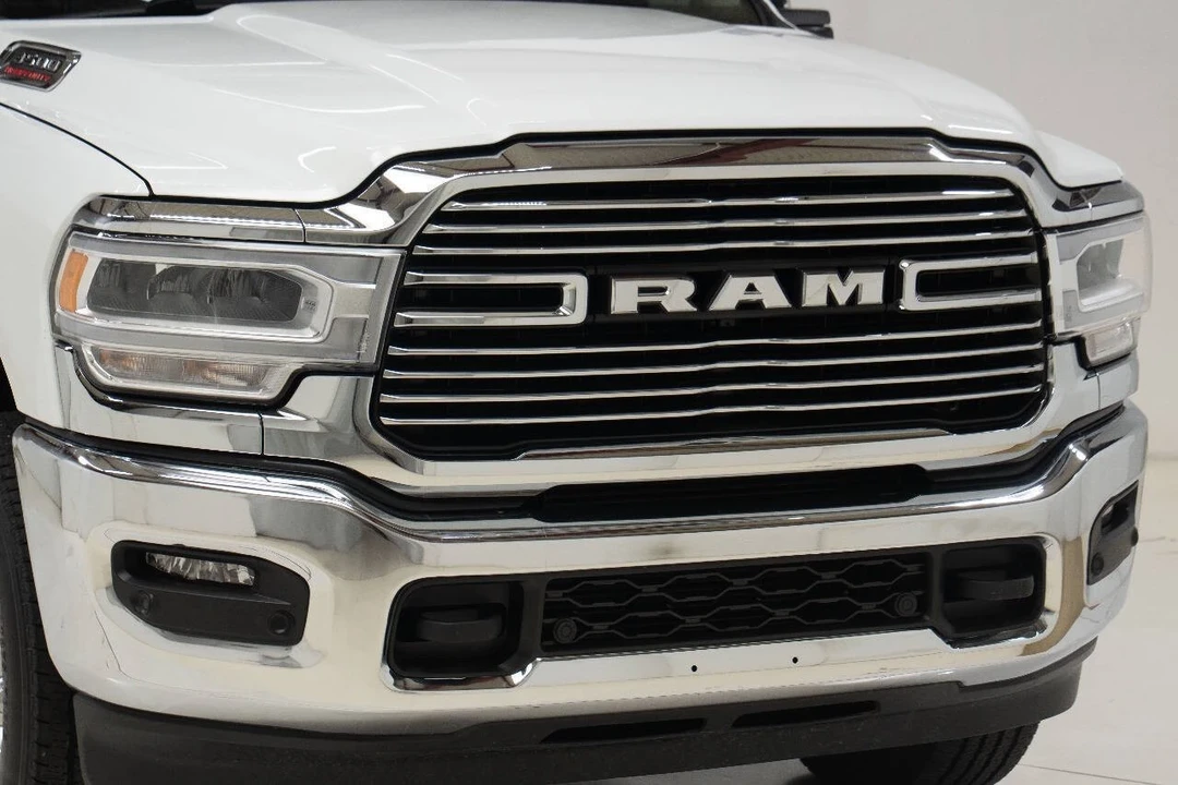 2024 Ram 3500 - Image 10 of 12