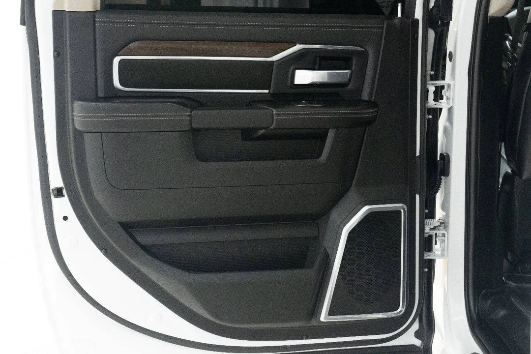 2024 Ram 3500 - Image 20 of 21