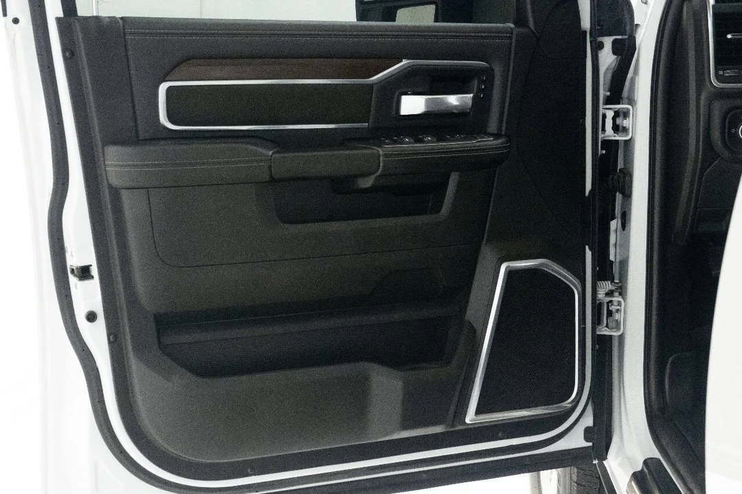 2024 Ram 3500 - Image 21 of 21