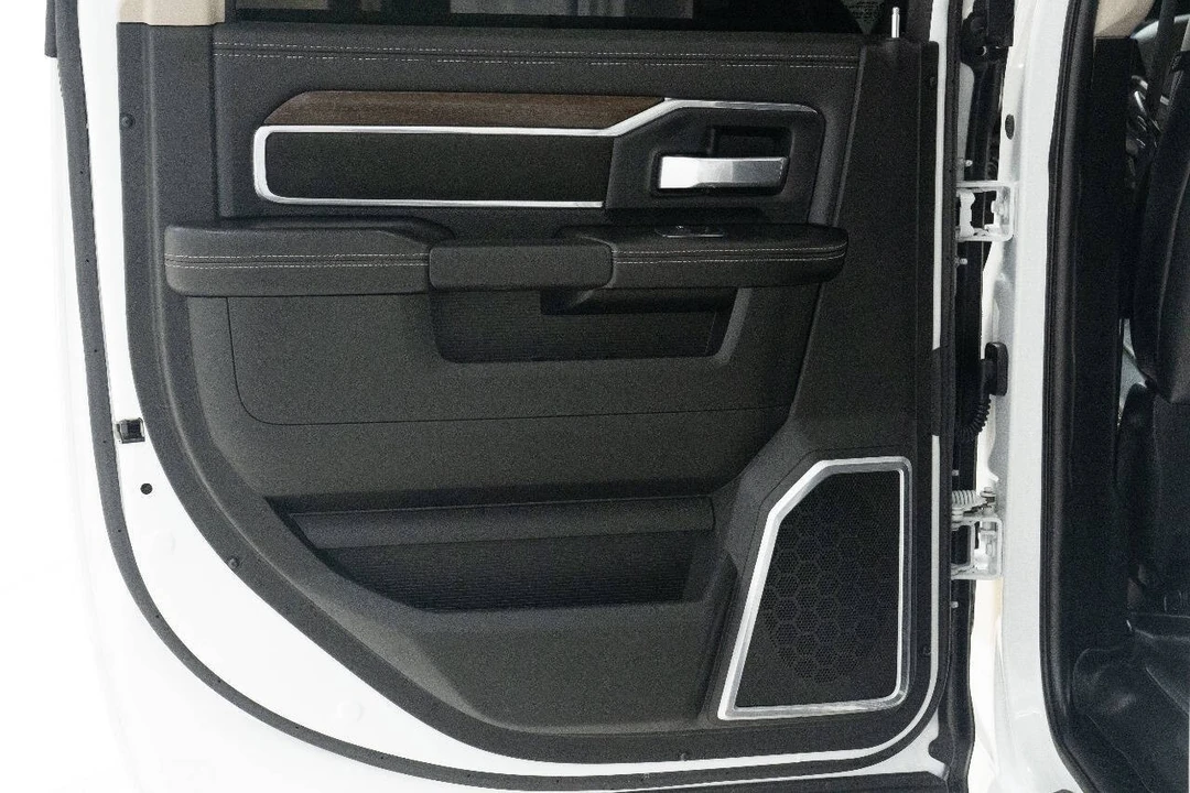 2024 Ram 3500 - Image 20 of 21
