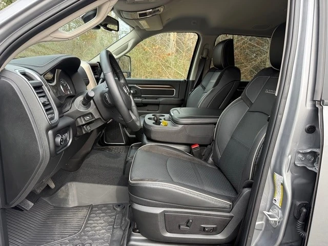 2024 Ram 3500 - Image 12 of 12