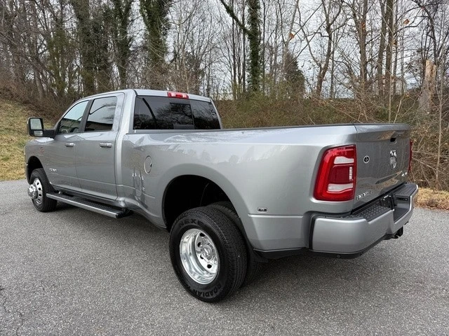 2024 Ram 3500 - Image 9 of 12