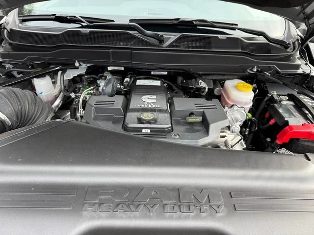 2024 Ram 3500 - Image 10 of 12