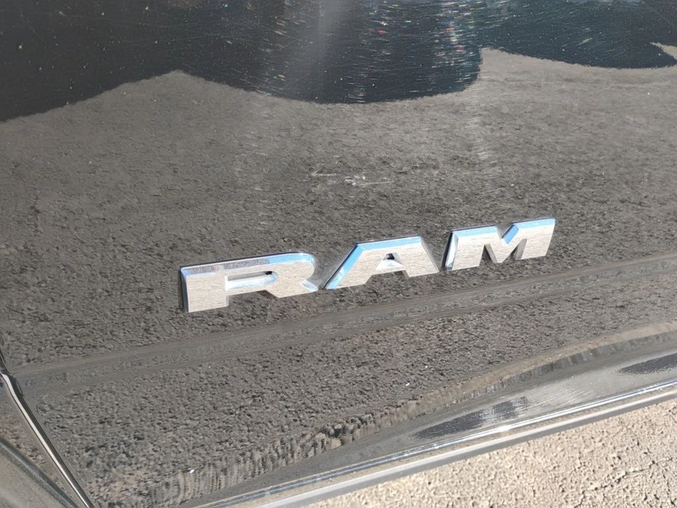 2024 Ram 3500 - Image 10 of 12