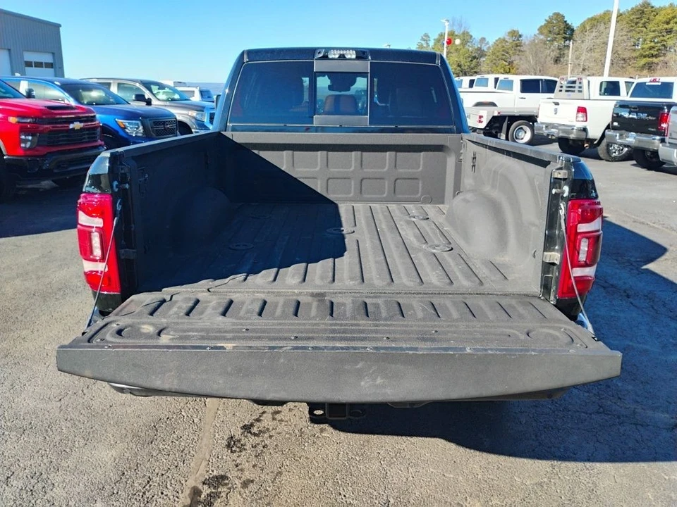 2024 Ram 3500 - Image 17 of 21