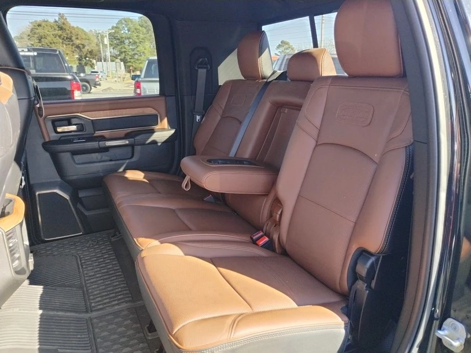 2024 Ram 3500 - Image 20 of 21