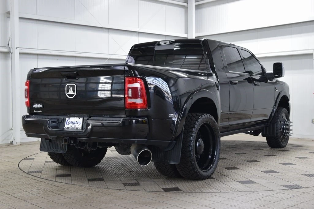 2024 Ram 3500 - Image 8 of 12