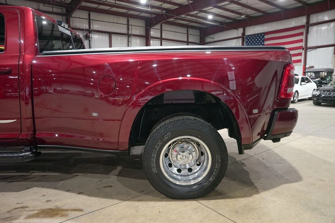 2024 Ram 3500 - Image 5 of 31