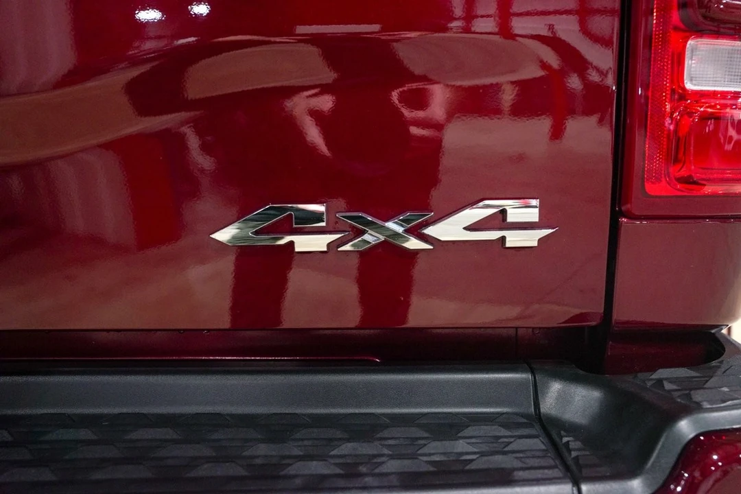 2024 Ram 3500 - Image 26 of 31