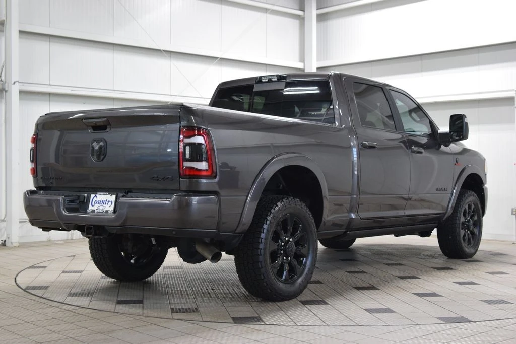 2024 Ram 3500 - Image 8 of 31