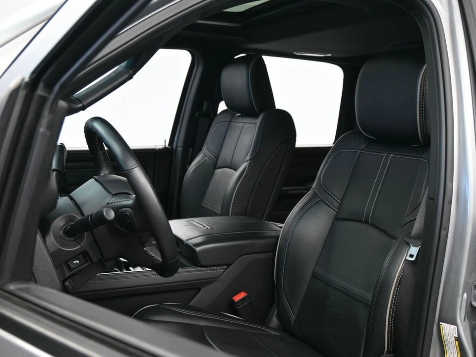 2024 Ram 3500 - Image 10 of 12