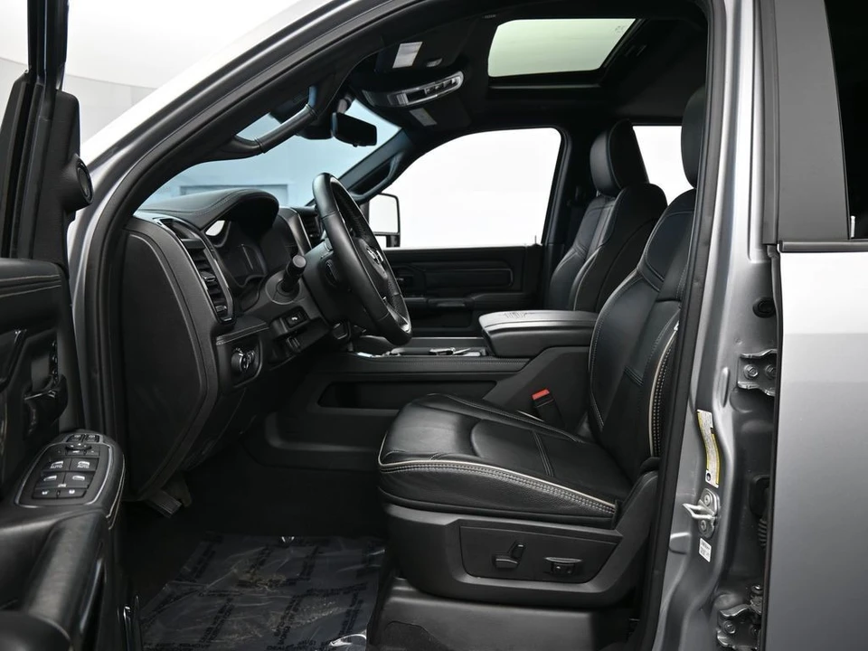 2024 Ram 3500 - Image 11 of 12