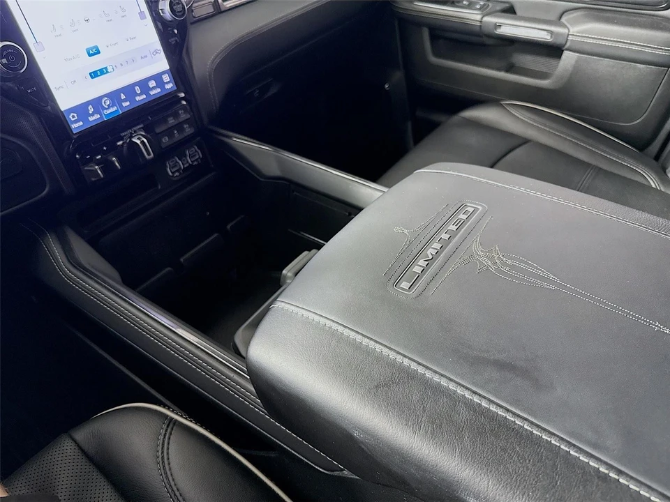 2024 Ram 3500 - Image 7 of 31
