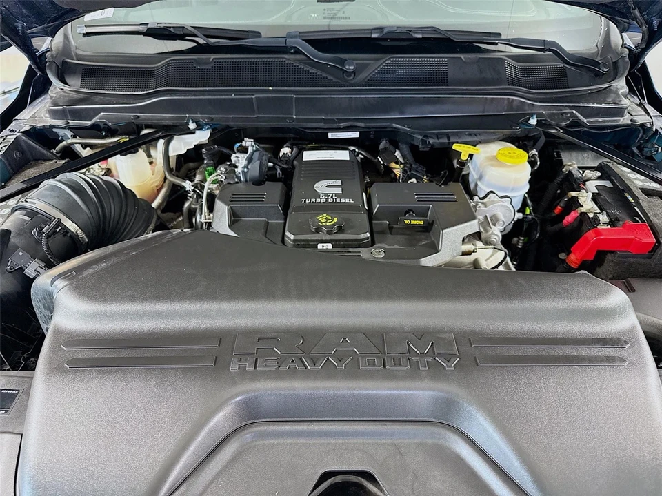2024 Ram 3500 - Image 28 of 31