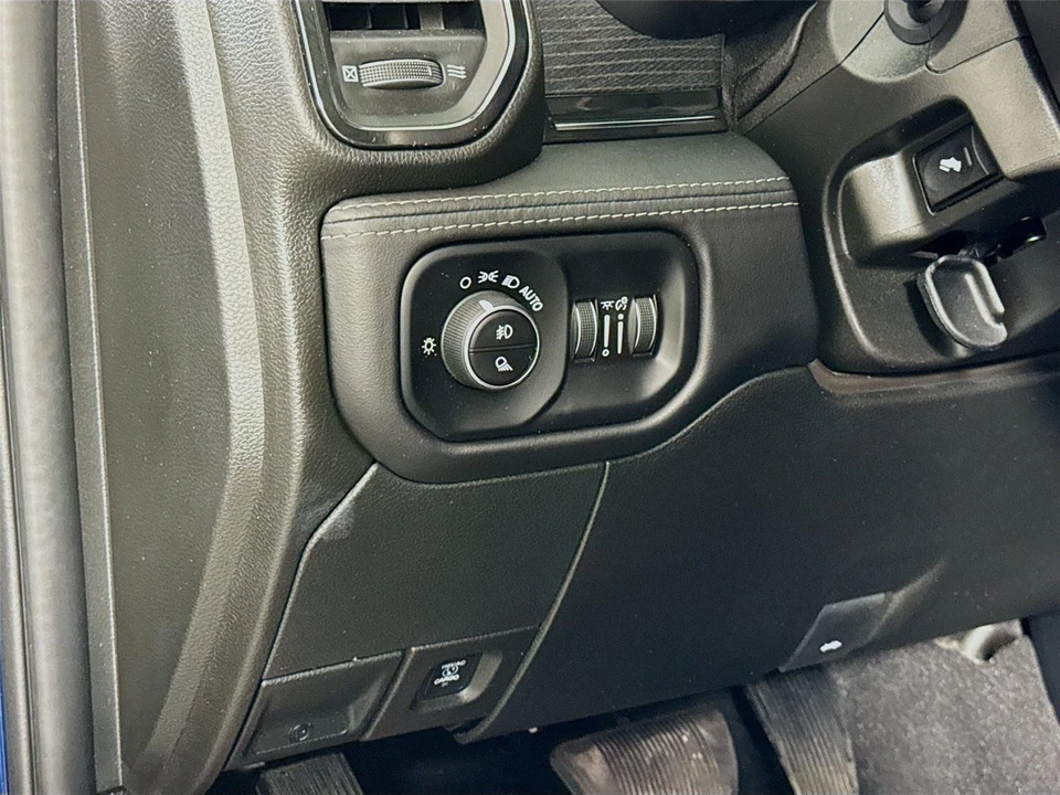 2024 Ram 3500 - Image 6 of 31