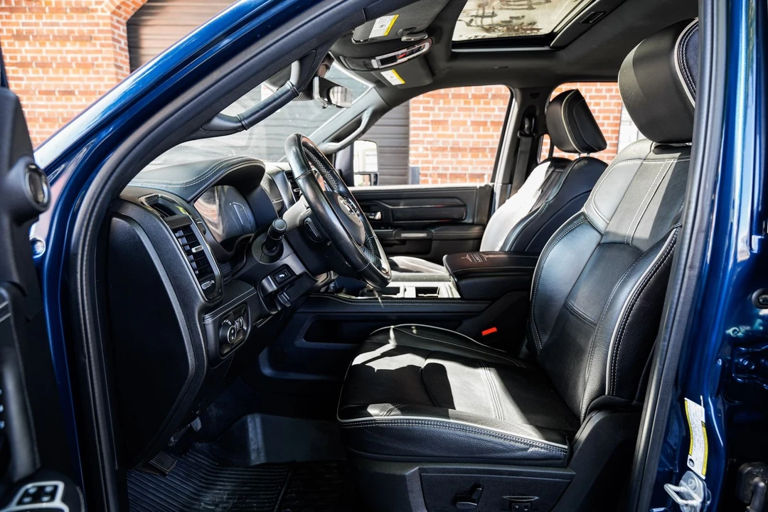 2024 Ram 3500 - Image 21 of 31