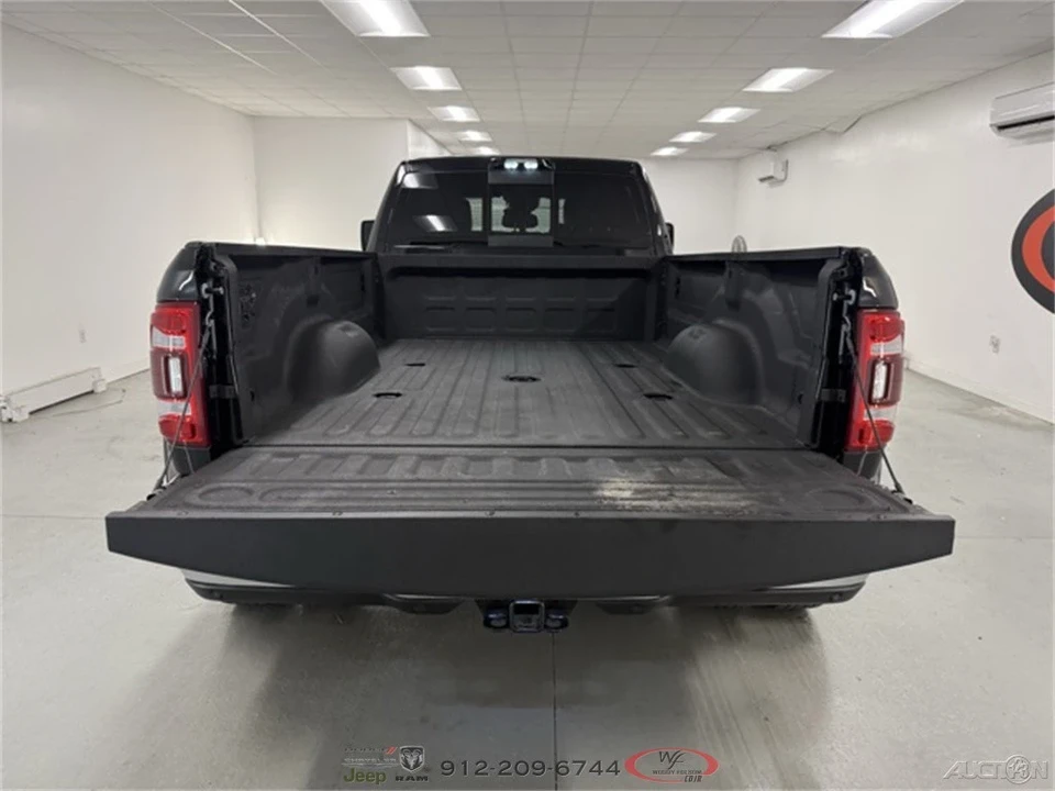 2024 Ram 3500 - Image 8 of 20