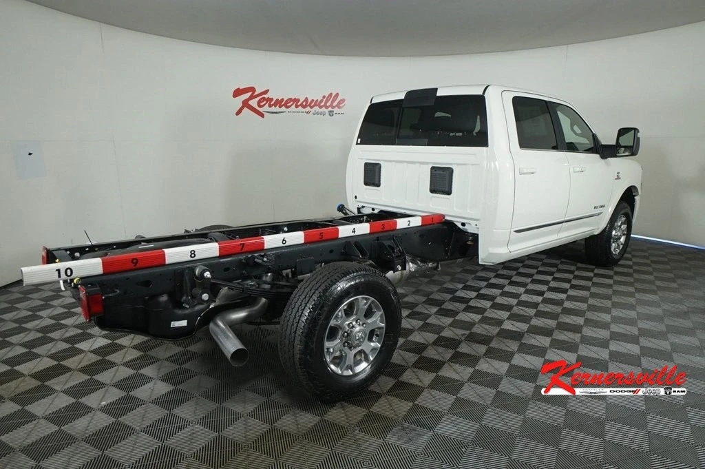 2024 Ram 3500 - Image 8 of 21