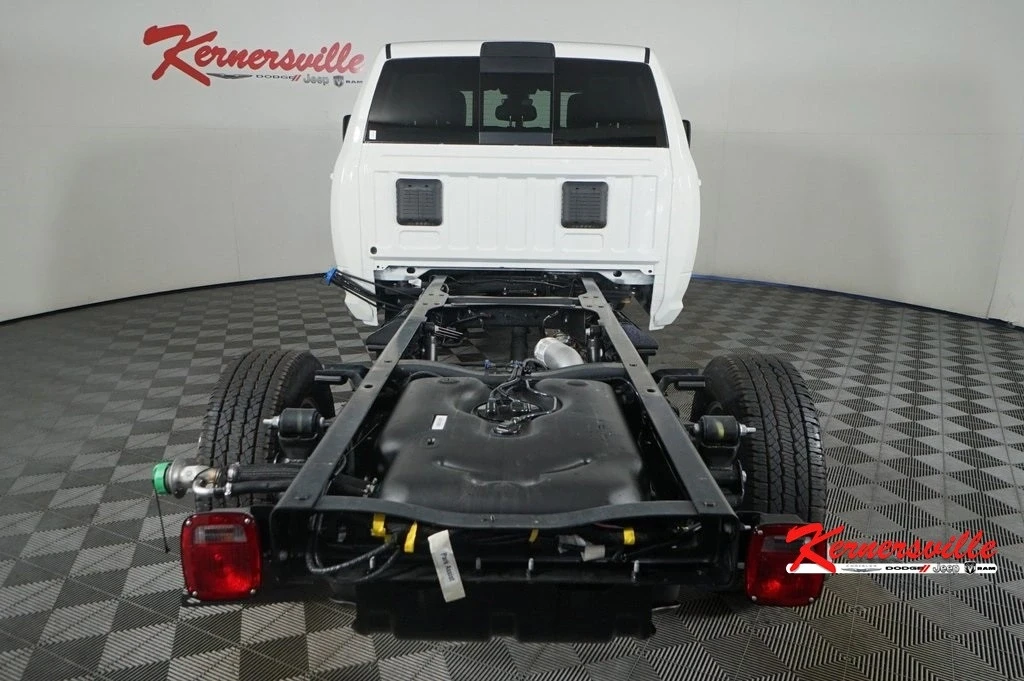 2024 Ram 3500 - Image 6 of 21