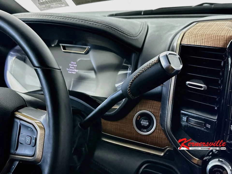 2024 Ram 3500 - Image 16 of 24