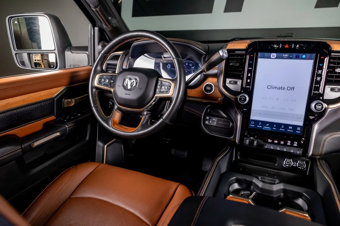 2024 Ram 3500 - Image 7 of 21