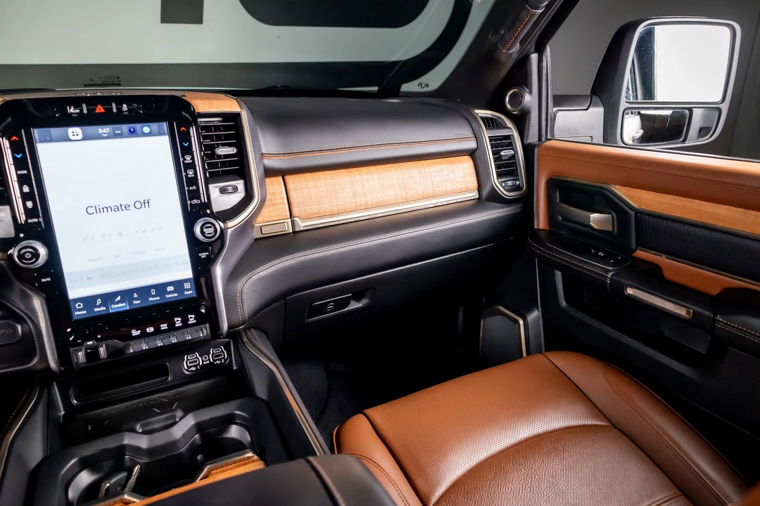 2024 Ram 3500 - Image 8 of 21