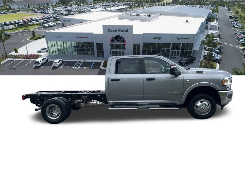 2024 Ram 3500 - Image 4 of 12