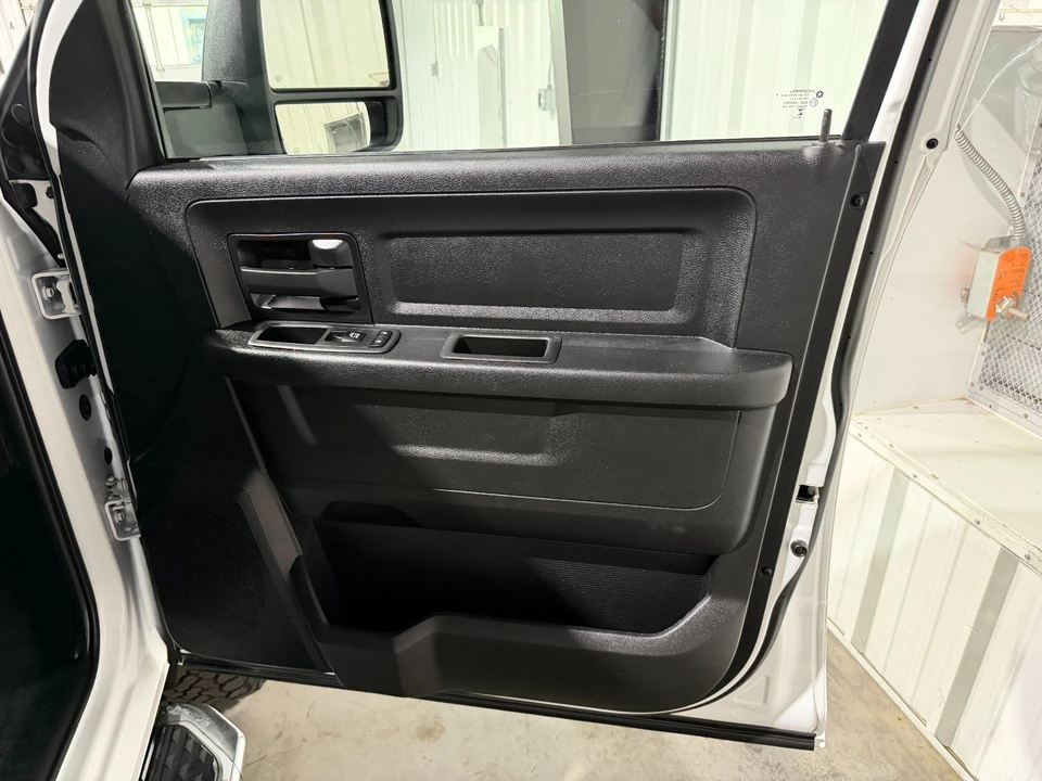 2024 Ram 3500 - Image 11 of 22