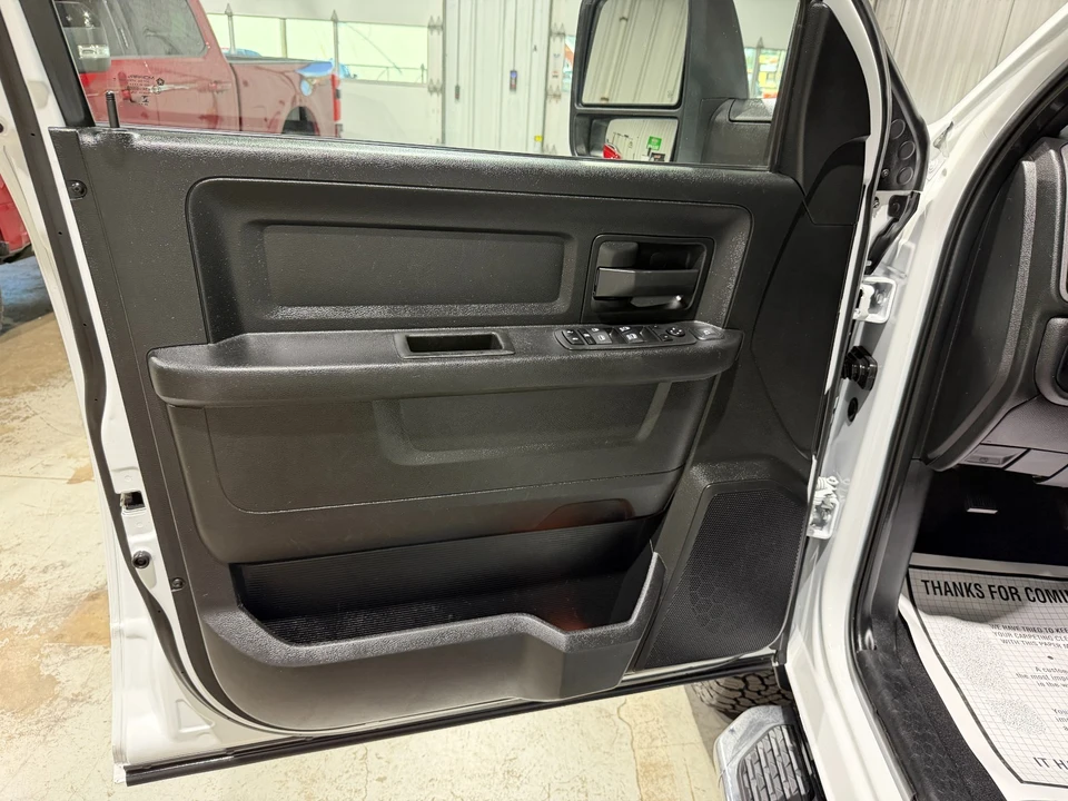 2024 Ram 3500 - Image 14 of 22
