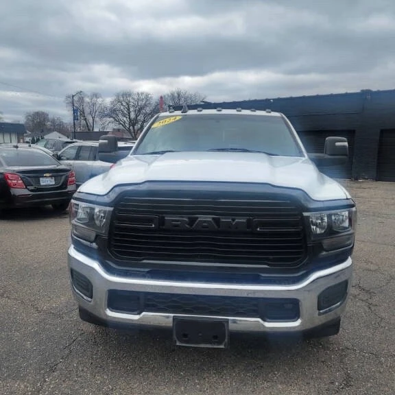 2024 Ram 3500 - Image 2 of 16