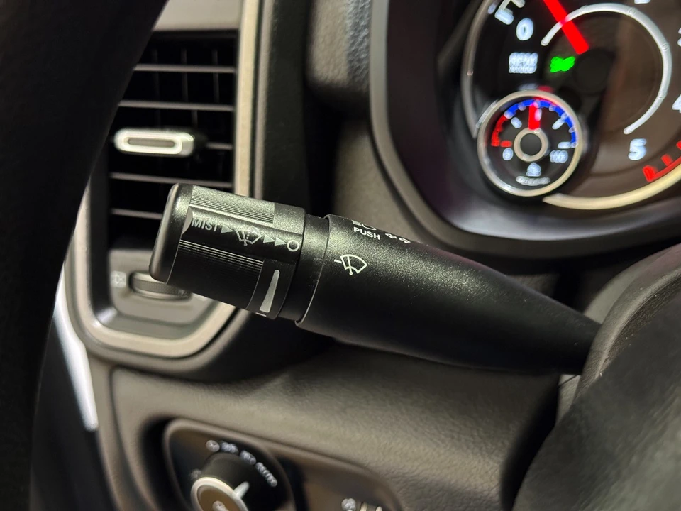 2024 Ram 3500 - Image 25 of 31