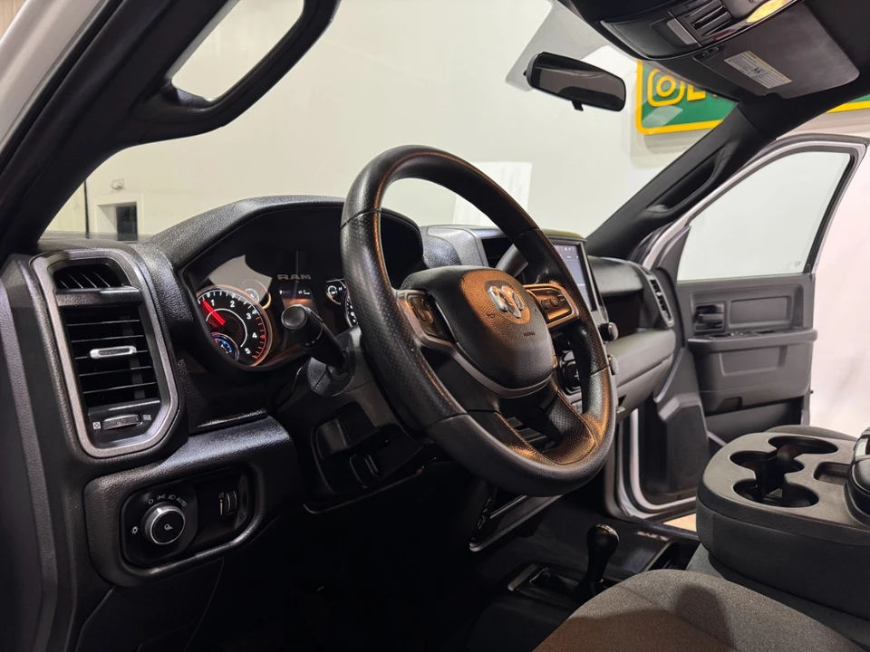 2024 Ram 3500 - Image 10 of 31